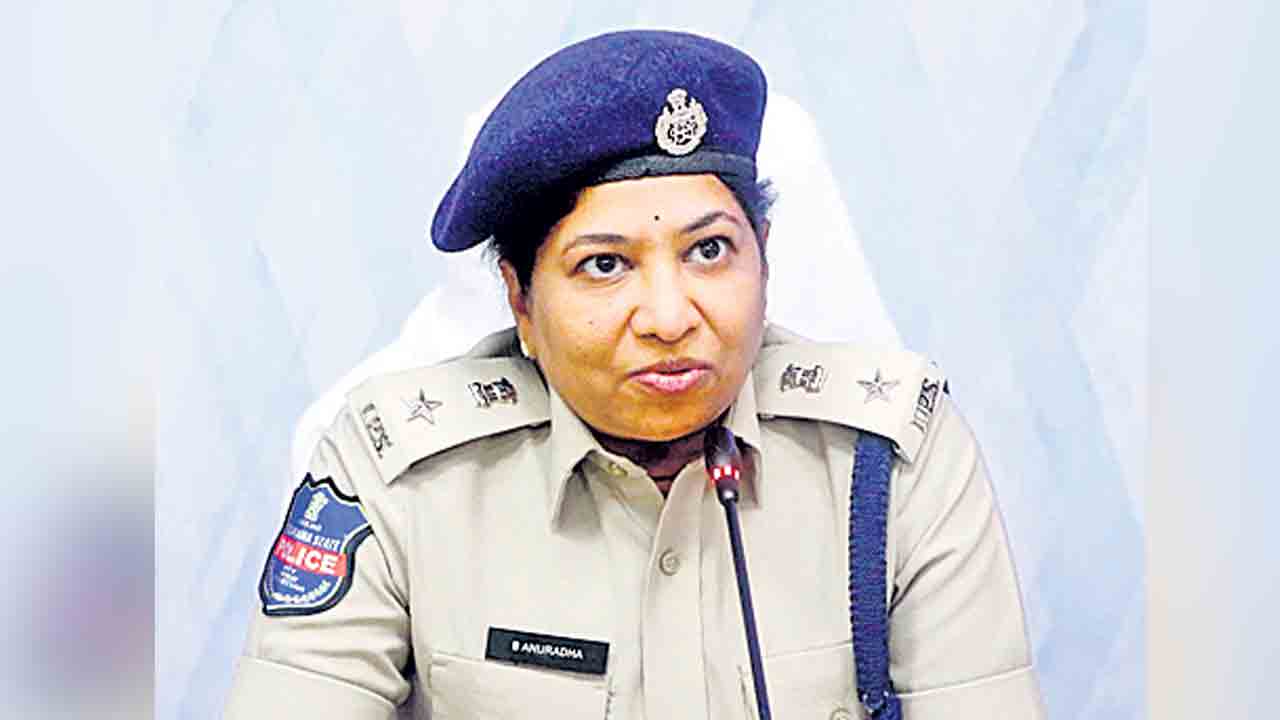 బెట్టింగ్‌లపై కఠిన చర్యలు : సీపీ