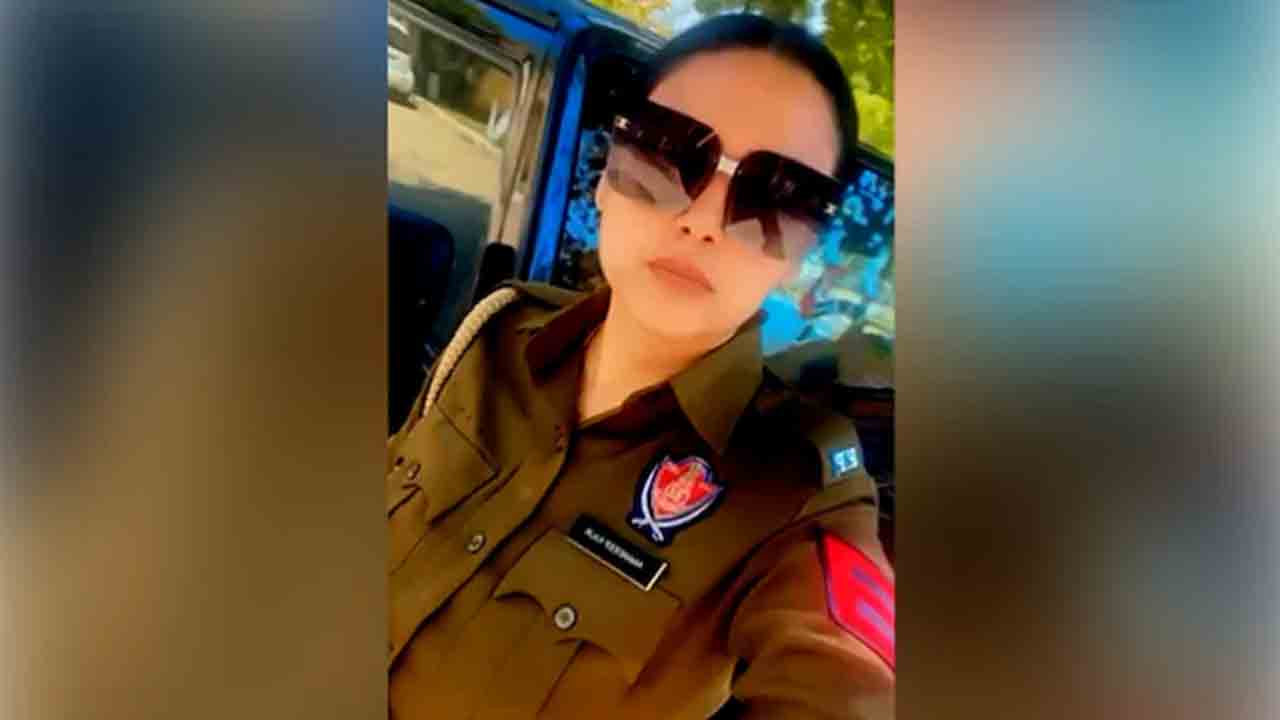 woman constable arrested | మహిళా కానిస్టేబుల్‌ వాహనంలో డ్రగ్స్‌.. అరెస్ట్‌ చేసి సర్వీస్‌   నుంచి డిస్మిస్‌