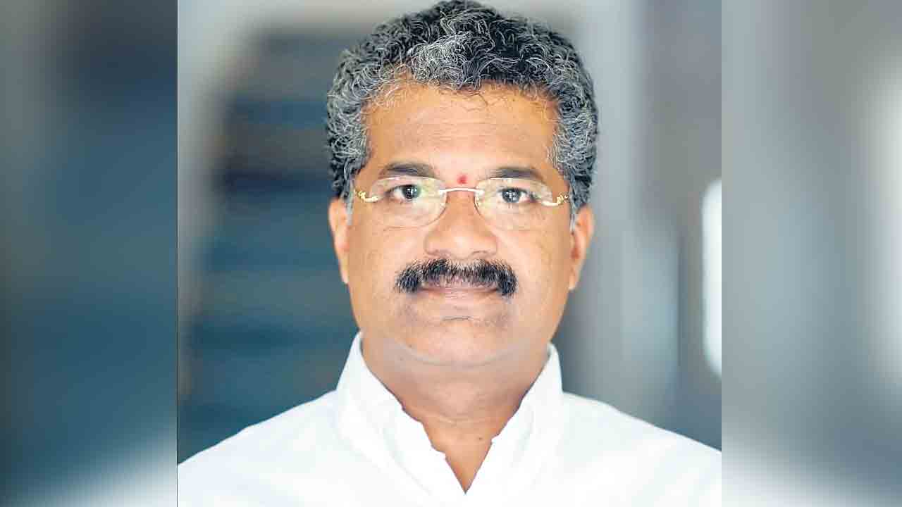 జనాలు తిడుతున్నారని జంతువులపై దౌర్జన్యమా..?