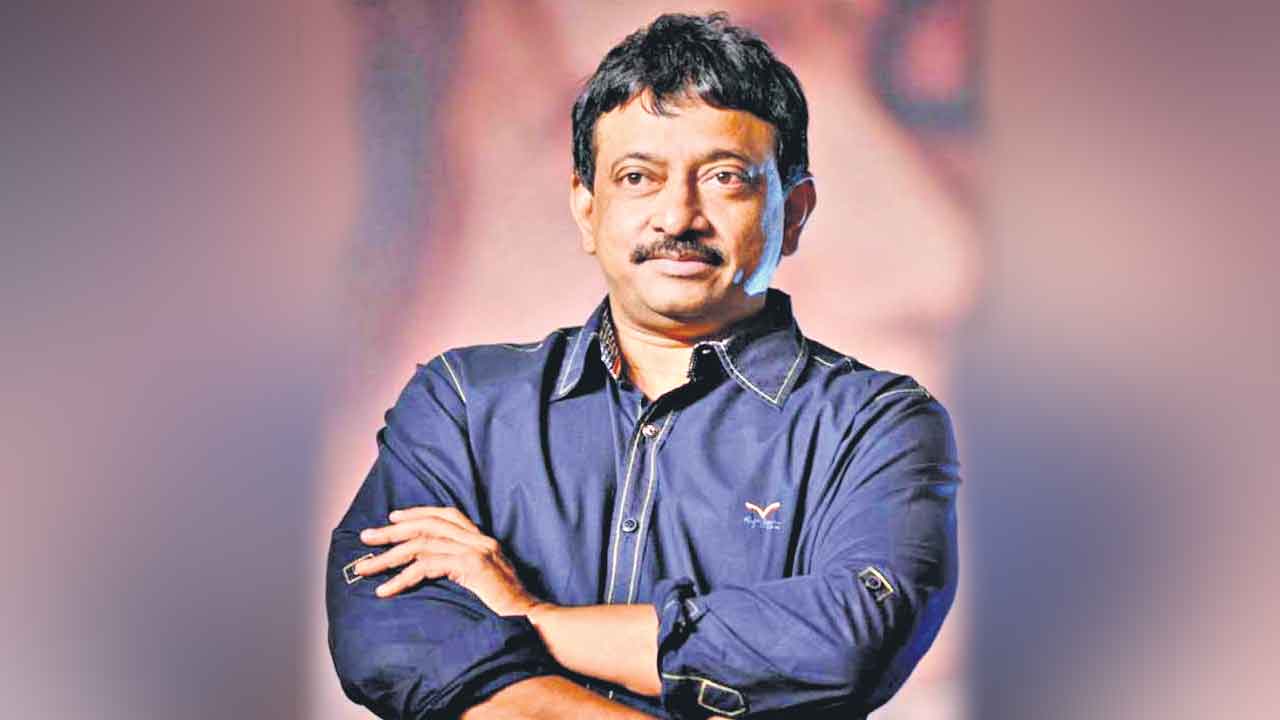 పోలీస్‌ స్టేషన్‌లో దెయ్యం