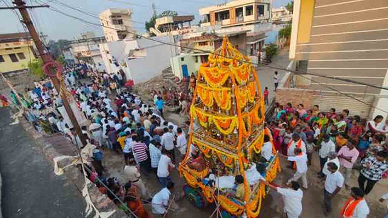 Rathotsavam | దేవరకద్రలో కనుల పండువగా వీరప్పయ్య స్వామి రథోత్సవం