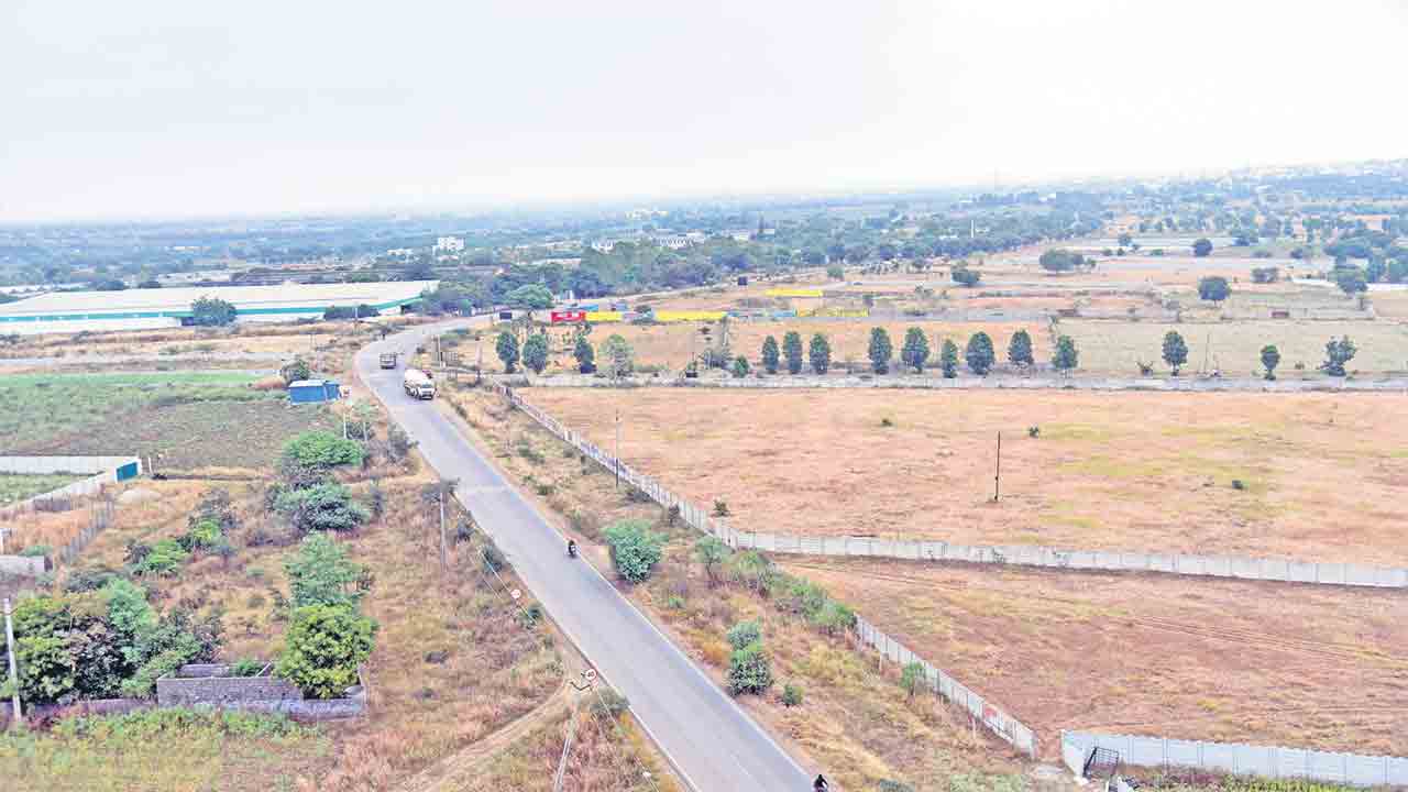 విడుదలైన నిధులు..