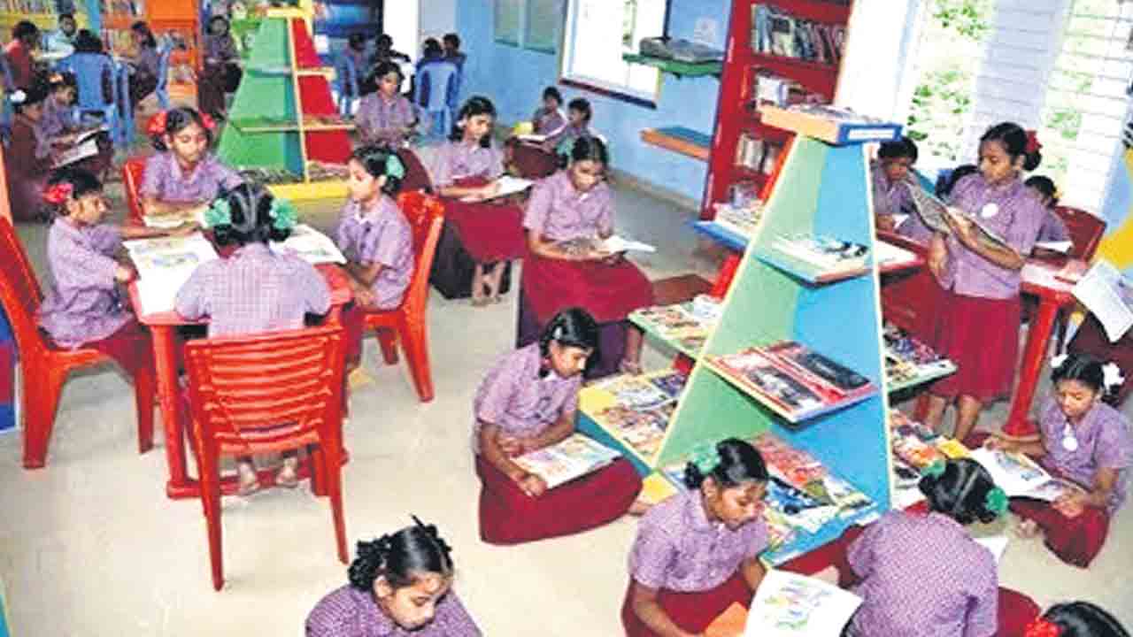 Gurukul Admissions | ఎంట్రెన్స్‌ లేకుండానే ఎస్సీ గురుకులాల్లో అడ్మిషన్లు.. టెన్త్‌ మెరిట్‌ ఆధారంగానే సీట్లు
