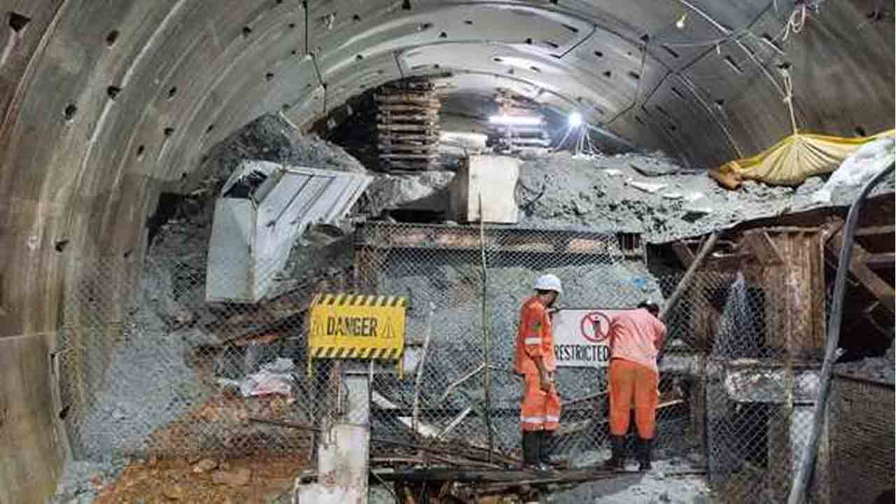 SLBC Rescue Operations | ఎస్‌ఎల్బీసీలో డేంజర్ జోన్‌కు చేరిన సహాయక చర్యలు.. 24న తదుపరి చర్యలపై సమీక్షా ?