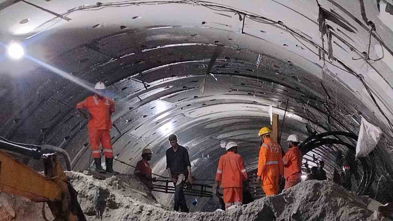 డేంజర్ జోన్వరకు రెస్క్యూ ఆపరేషన్