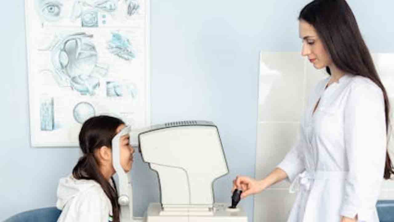 Screening Tests | సర్కారుకు కంటి పరీక్ష.. చిన్నారుల స్కీన్రింగ్‌ పరీక్షలకు సిబ్బంది కొరత