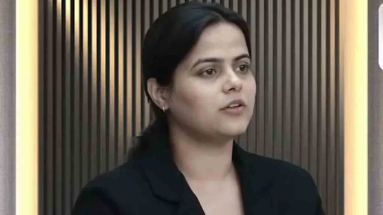 Shakti Dubey | దేవుడి ఆశీస్సులవల్లే మా బిడ్డకు గొప్ప విజయం దక్కింది : సివిల్స్‌ ఫస్ట్‌ ర్యాంకర్ పేరెంట్స్‌