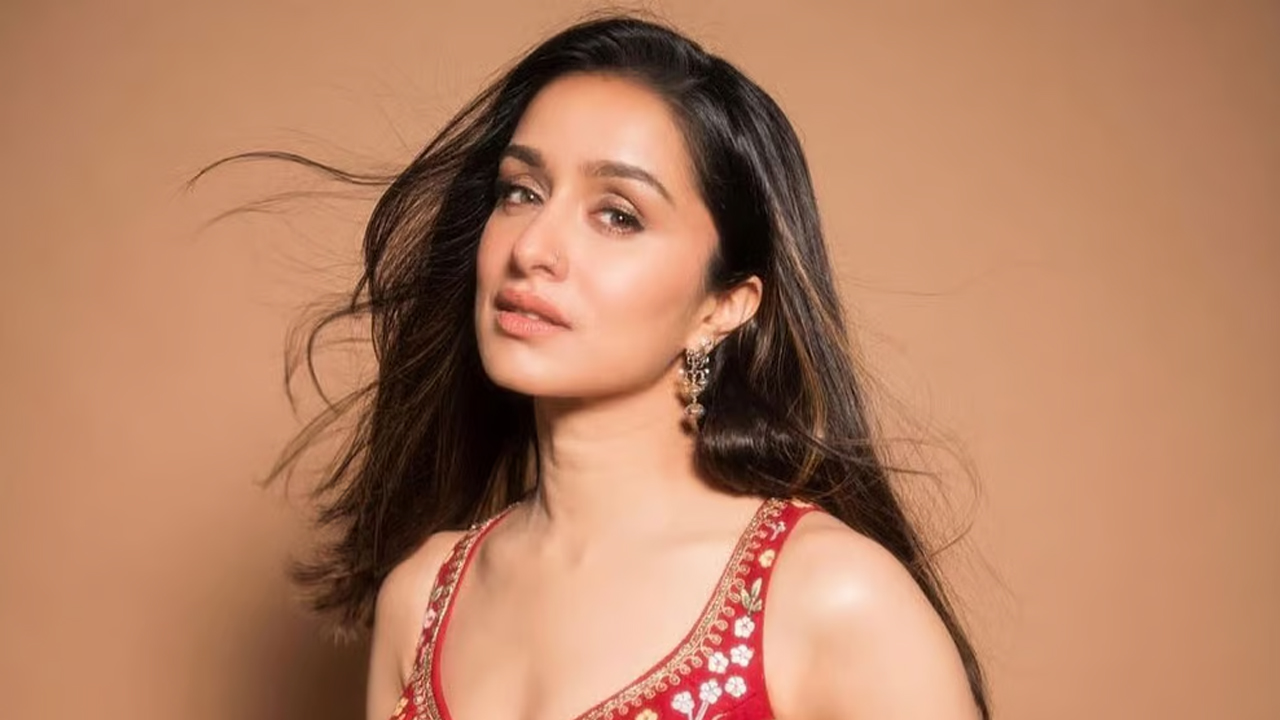 Shraddha Kapoor | ఆమె దెయ్యంలా నవ్వుతుంది..! శ్రద్ధా కపూర్‌పై దర్శకుడి వివాదాస్పద వ్యాఖ్యలు..!