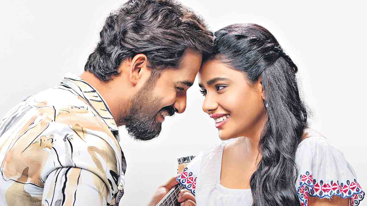 మనసుల్ని హత్తుకునే ప్రేమకథ