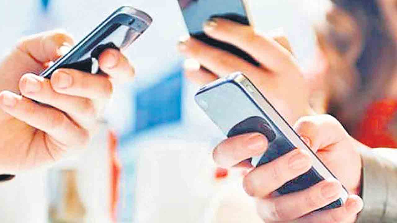 TG EAMCET | సెల్ఫోన్కే ఎప్సెట్ ఫలితాలు.. రిజిస్టర్డ్ మొబైల్ నంబర్కు వచ్చేలా ఏర్పాట్లు