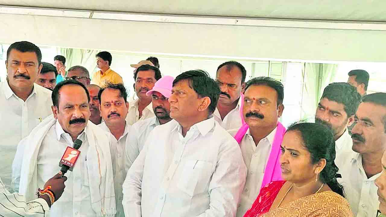 సభ సువర్ణాక్షరాలతో లిఖించబడుతుంది