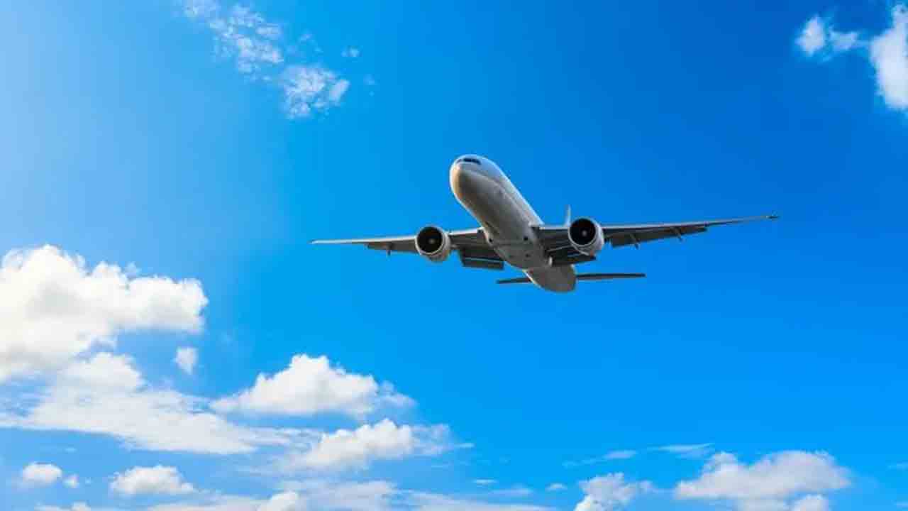 America Tour | ట్రంప్‌ టారిఫ్‌లతో విమాన చార్జీలు తగ్గాయ్‌.. ఈ వేసవిలో అమెరికా టూర్‌ చౌక!