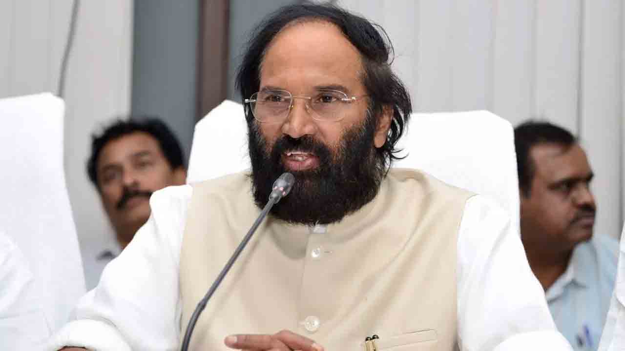 ‘పాలమూరు’కు అనుమతివ్వండి.. సీడబ్ల్యూసీ చైర్మన్కు మంత్రి ఉత్తమ్ విజ్ఞప్తి