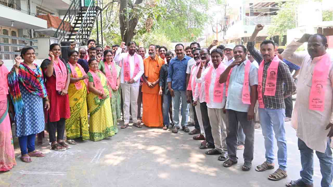 ఊరూ వాడా ఎల్కతుర్తి బాట పట్టాలి