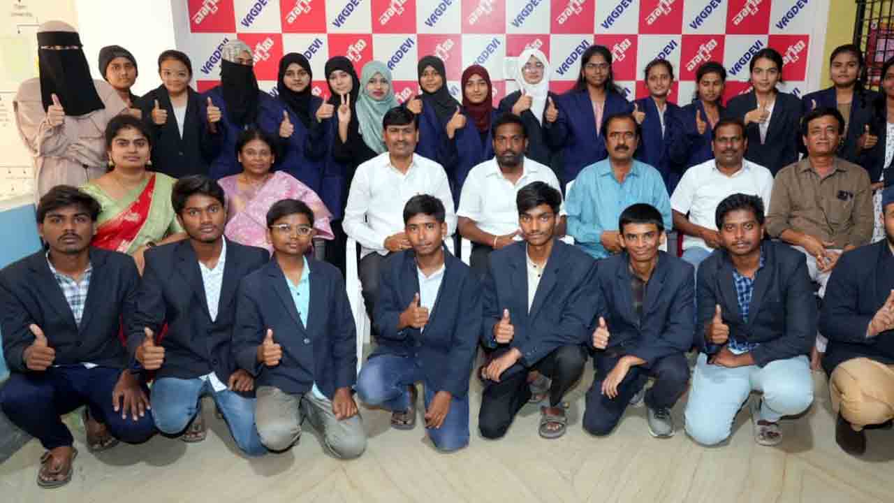 కొనసాగిన వాగ్దేవి ప్రభంజనం