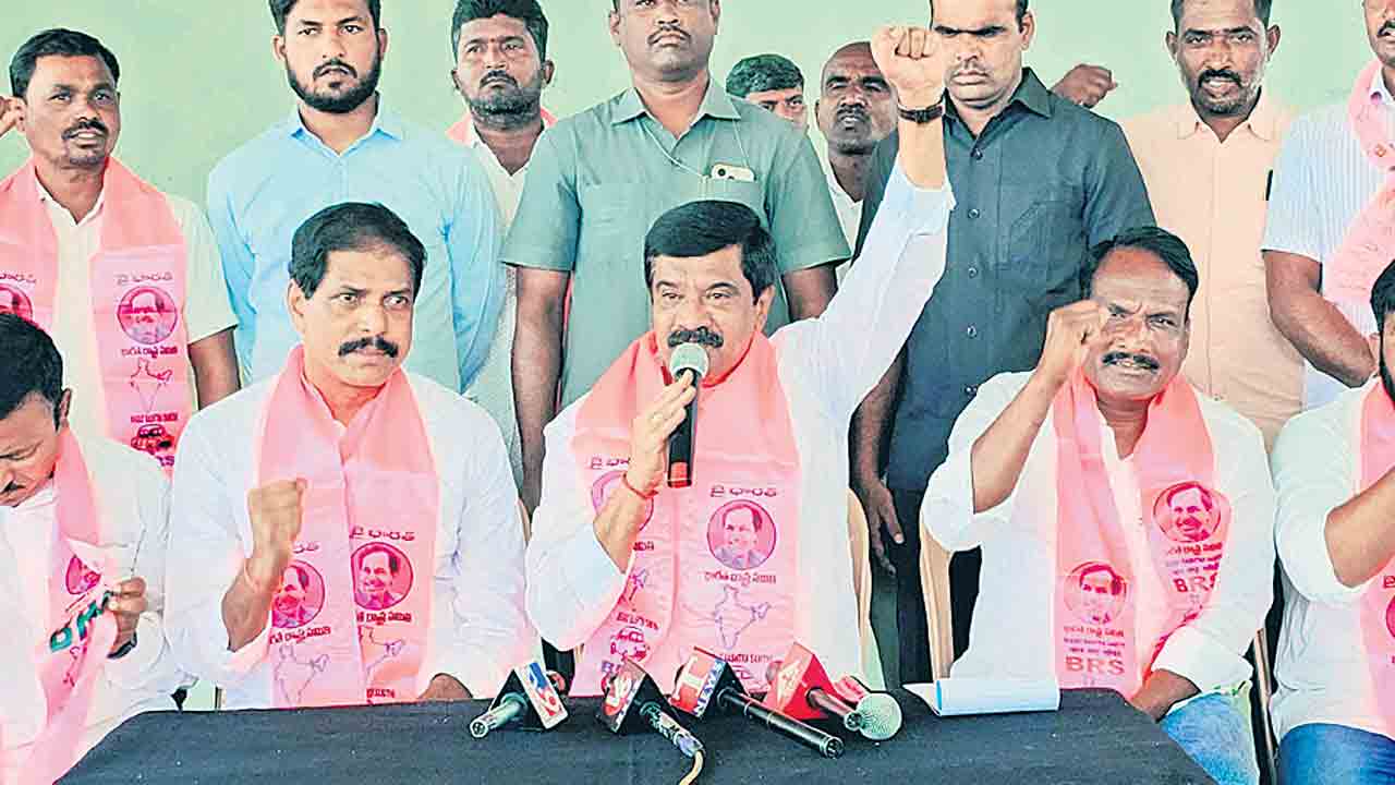 నాడు పురోగమనం.. నేడు తిరోగమనం