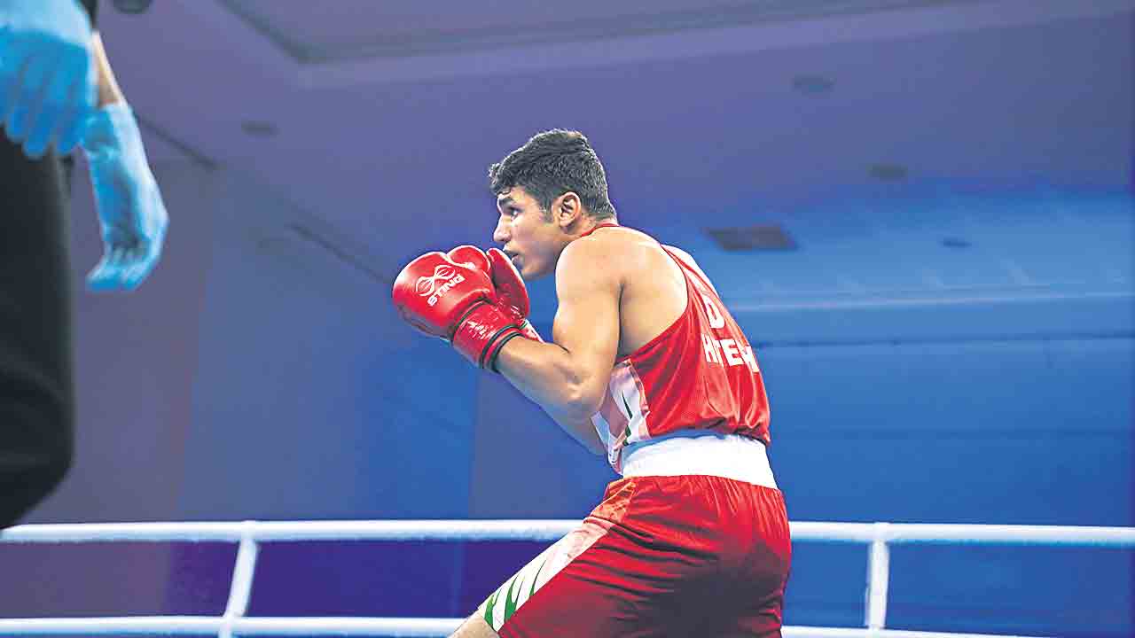 ఫైనల్లో హితేశ్‌