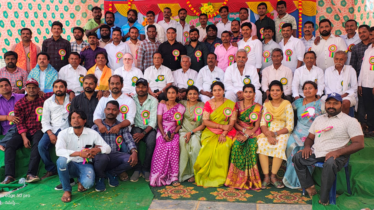 Khammam | ఆశ్రమంలో (అ)పూర్వ విద్యార్థుల సమ్మేళనం