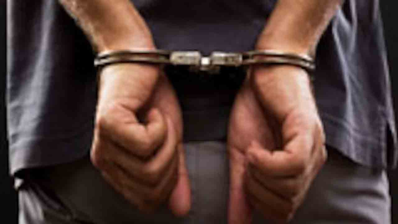 గ్యాంగ్‌ రేప్‌ నిందితుల అరెస్టు