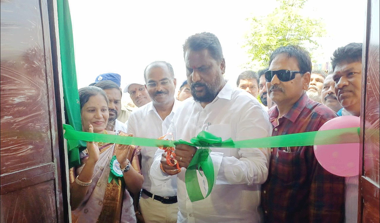 mla adluri | పెట్రోల్, గ్యాస్ ధరలు పెంచి ప్రజలను మోసం చేసిన బీజేపీ