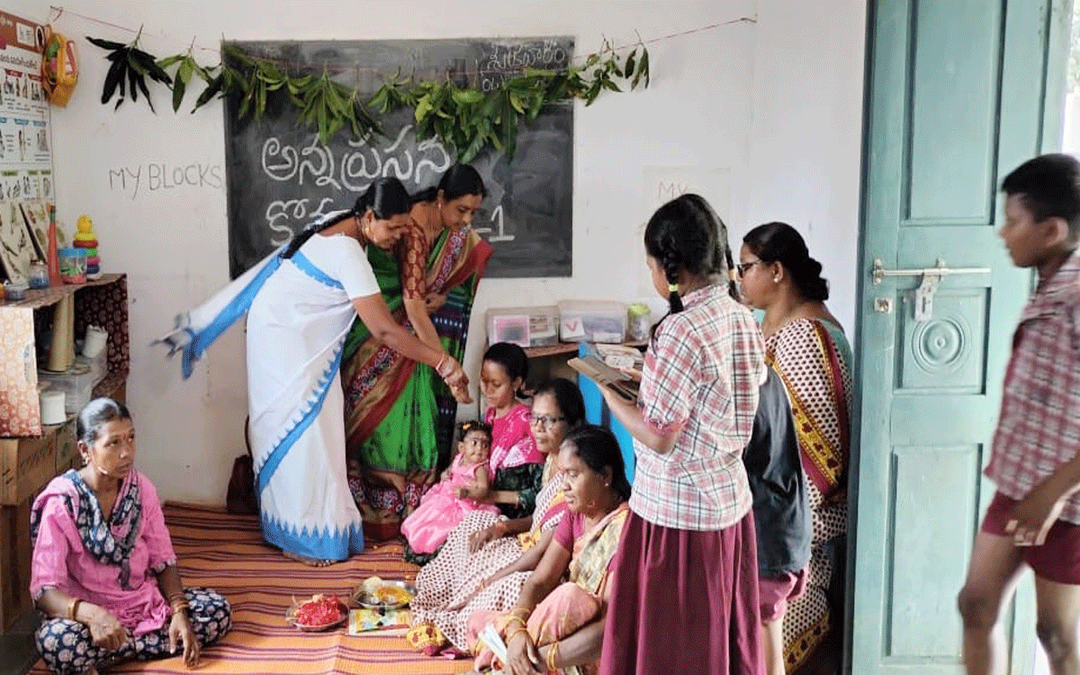 Anna Prasana : చిన్నారుల ఆరోగ్య ప్ర‌గ‌తిని పోష‌ణ్ యాప్‌లో న‌మోదు చేయాలి : గీతాబాయి