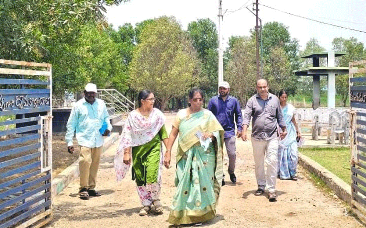 Bonakallu : గ్రామాభివృద్ధిలో ప్ర‌జ‌లు భాగస్వామ్యం కావాలి : డీపీఓ ఆశాల‌త‌