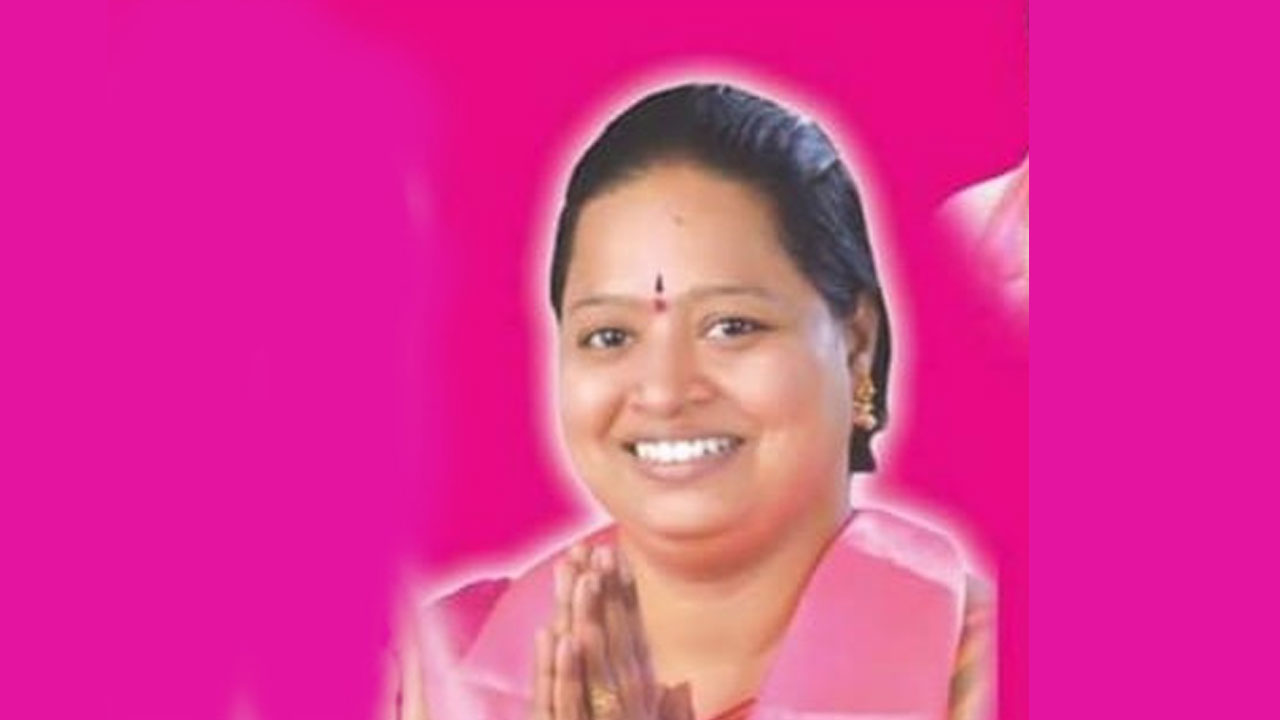 Vaikuntadhamam | కుమ్మరి కులస్తుల వైకుంఠధామానికి మహర్దశ: కార్పొరేటర్ బన్నాల