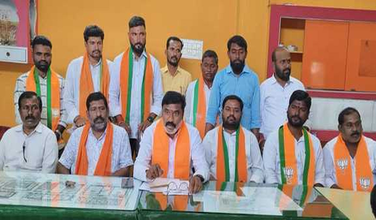 sultanabad | రాష్ట్ర కాంగ్రెస్ వైఖరిపై బీజేపీ జిల్లా అధ్యక్షుడి ఆగ్రహం