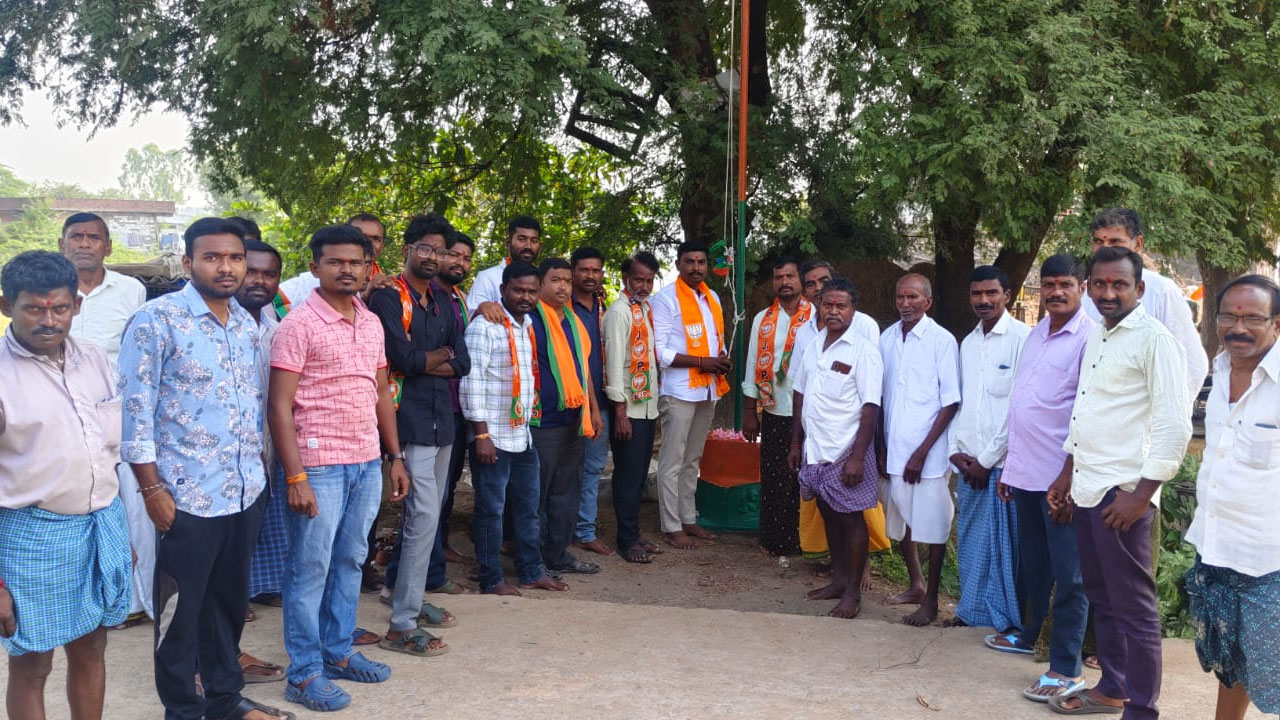 BJP | భారతీయ జనతా పార్టీ ఆవిర్భావ దినోత్సవం.. సుల్తానాబాద్‌లో ఘనంగా వేడుకలు