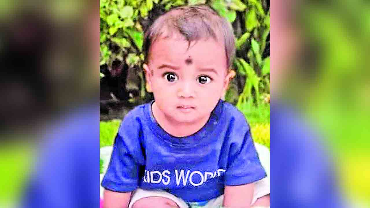 బొగ్గు మింగి బాలుడి మృతి