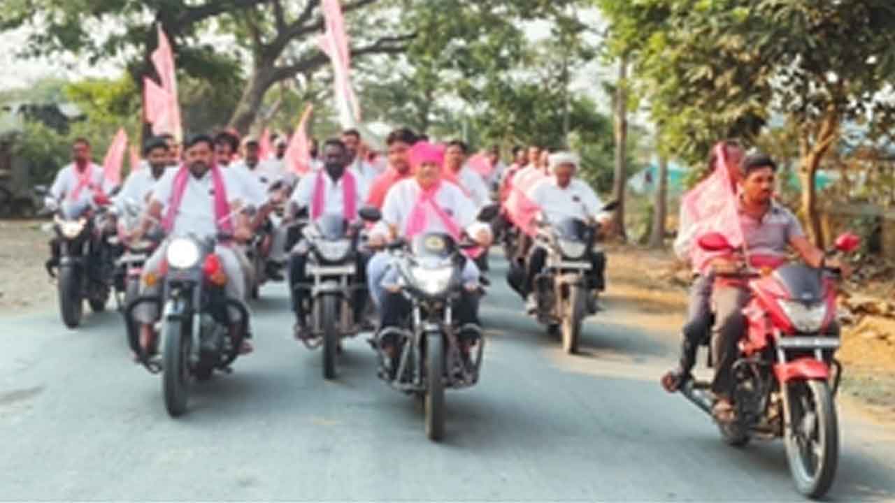 BRS | బీఆర్ఎస్ రజతోత్సవ సభను విజయవంతం చేయాలి : గండ్ర రమణారెడ్డి