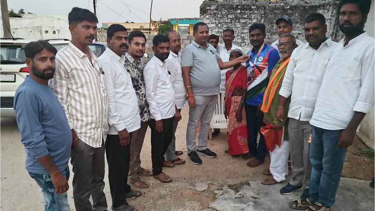 Parupati Srinivas Reddy | క్రీడల్లో రాణిస్తే ఉజ్వల భవిష్యత్తు: పరుపాటి శ్రీనివాస్ రెడ్డి