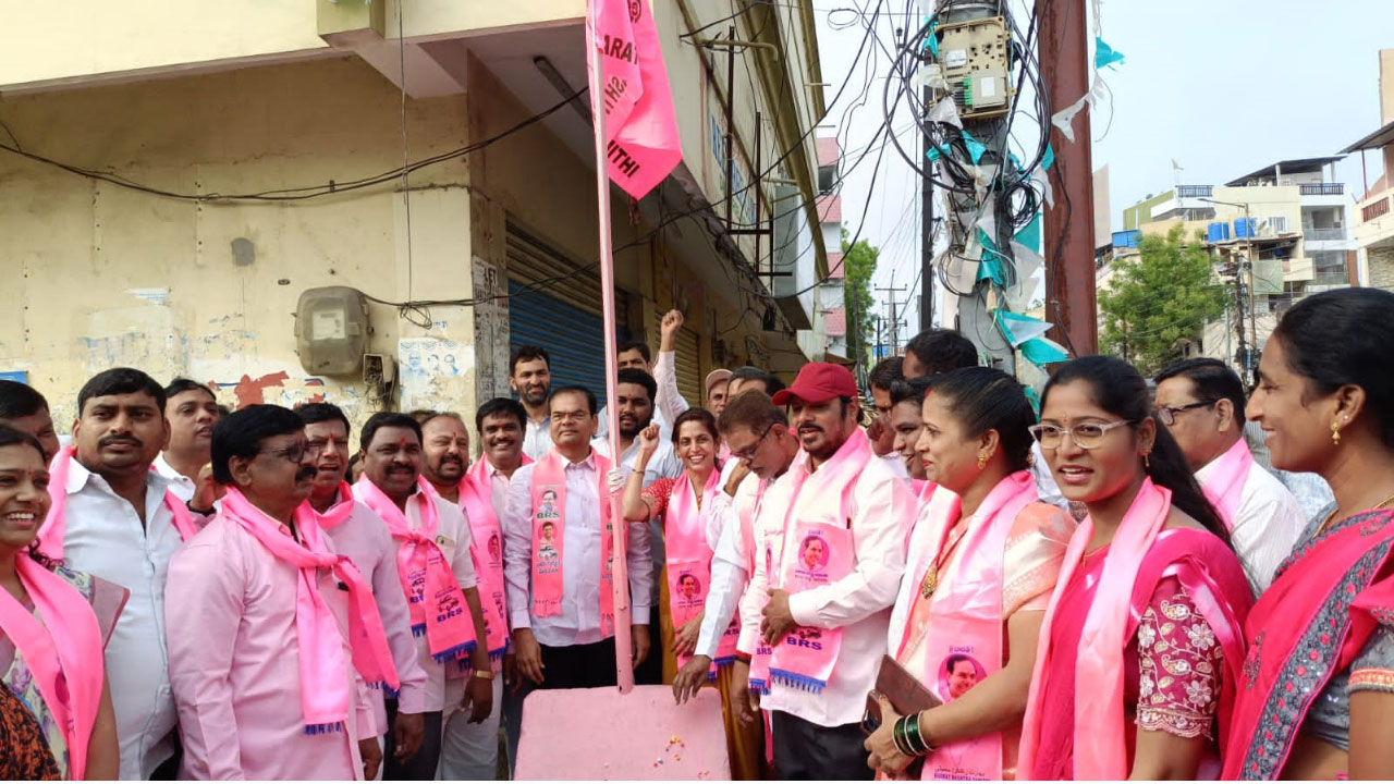 Kaleru Venkatesh | పదేండ్ల కేసీఆర్ పాల‌న స్వ‌ర్ణ‌యుగం : ఎమ్మెల్యే కాలేరు వెంకటేష్.