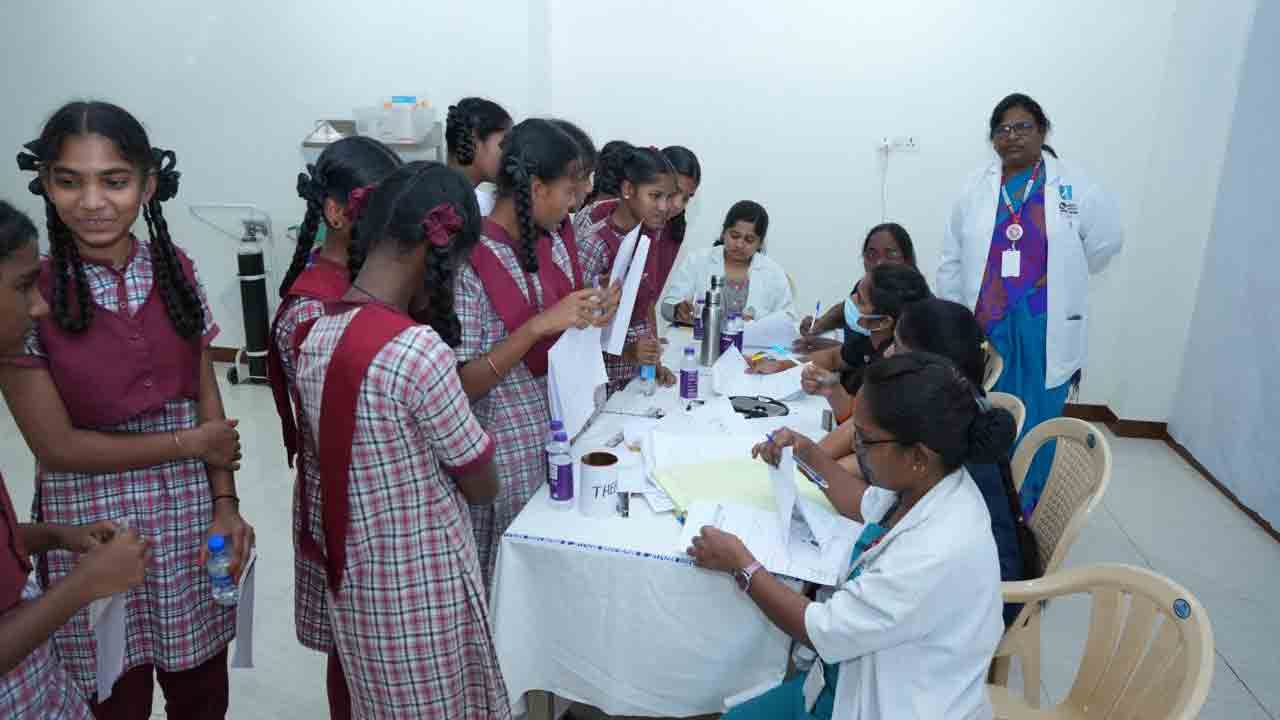 Cervical Vaccination2
