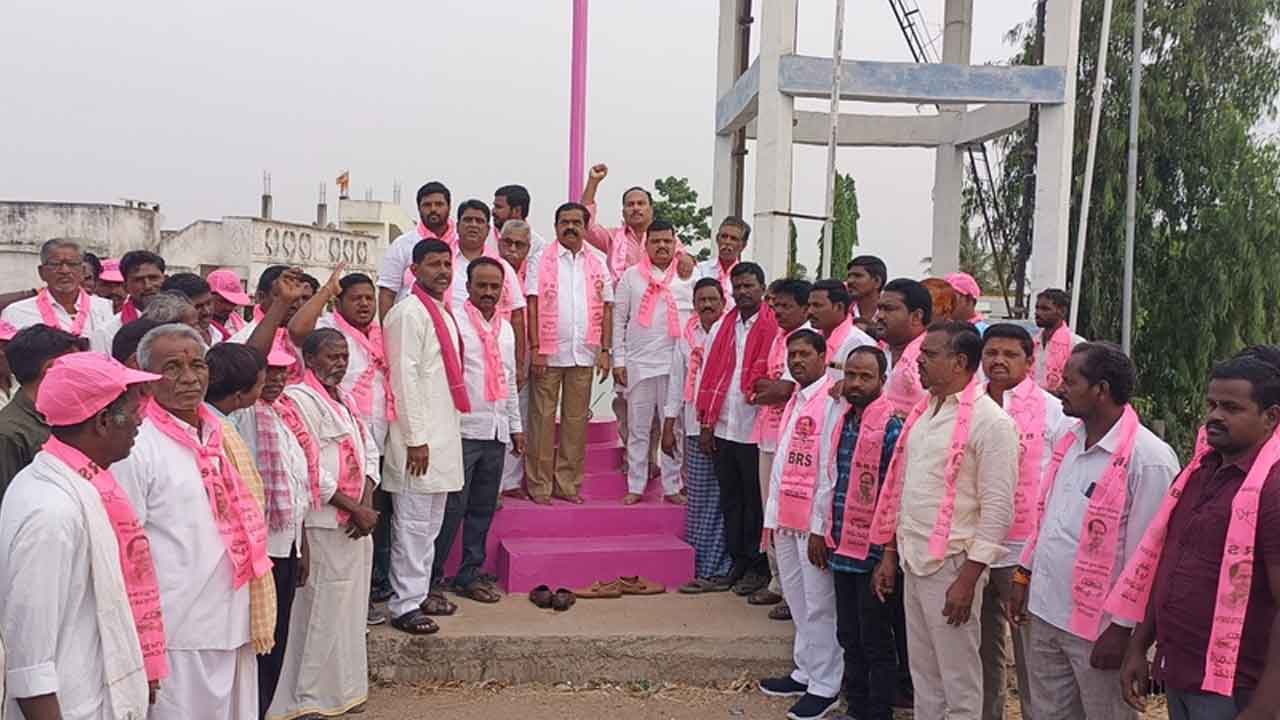 BRS | తెలంగాణ అస్తిత్వాన్ని కాపాడేందుకు పుట్టిందే గులాబీ జెండా : చిట్టెం రామ్మోహన్ రెడ్డి