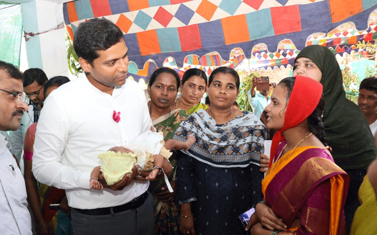 Madhira : ఆడ బిడ్డలతోనే సృష్టి మనుగడ : కలెక్టర్ ముజమ్మిల్ ఖాన్