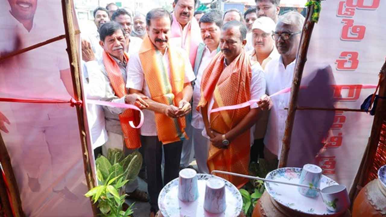 Dasyam Vinay Bhaskar | చలివేంద్రం ఏర్పాటు అభినందనీయం : దాస్యం వినయ్ భాస్కర్