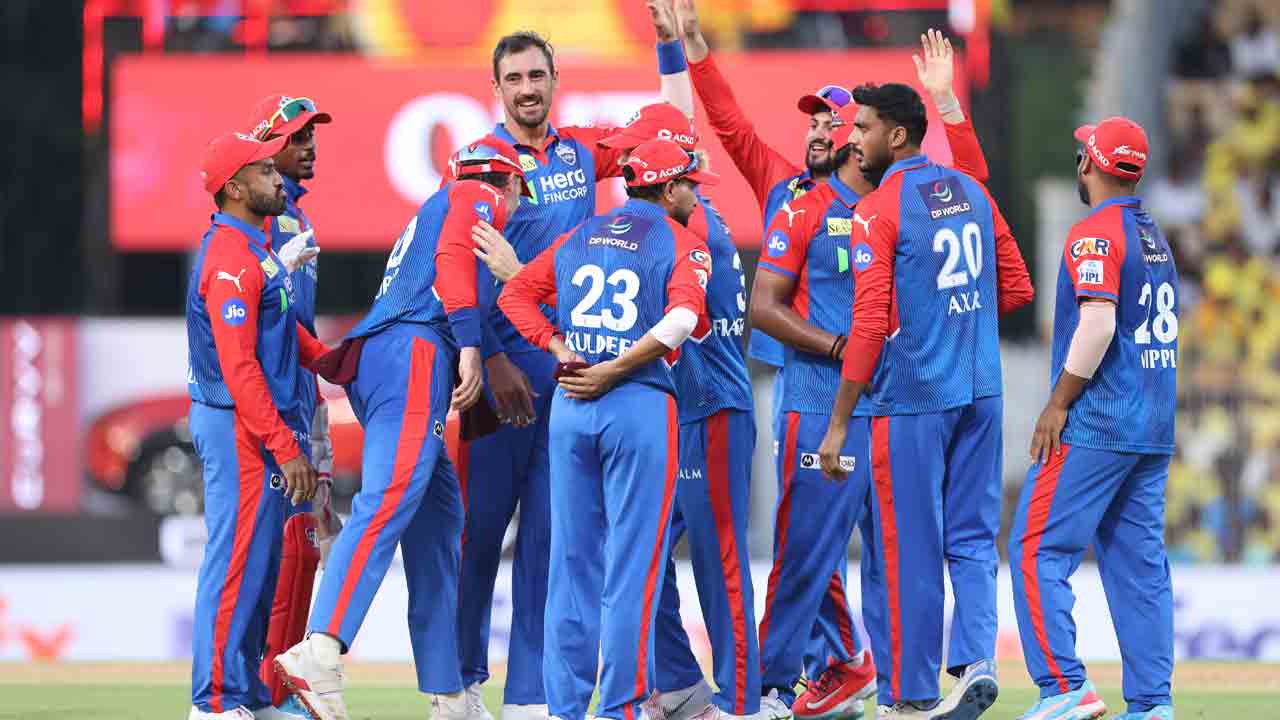 IPL 2025 | ప‌వ‌ర్ ప్లేలో మూడు వికెట్లు.. మిడిలార్డ‌ర్‌పై సీఎస్కే ఆశ‌లు..!