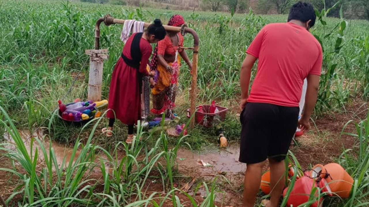 Mission Bhagiratha | వేతనాల కోసం కార్మికుల ఆందోళన.. నిలిచిన మిషన్ భగీరథ నీటి సరఫరా