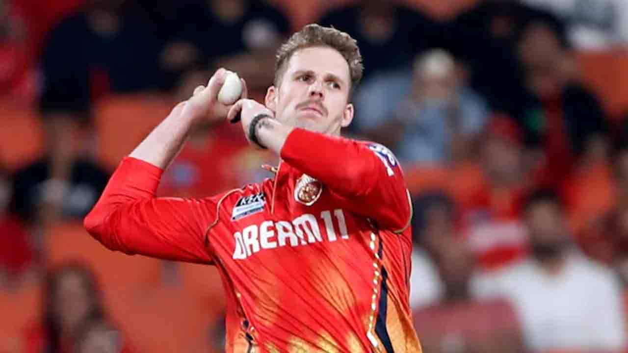 IPL 2025 | పంజాబ్ కింగ్స్కు పెద్ద షాక్.. గాయంతో స్టార్ పేసర్ ఔట్..!