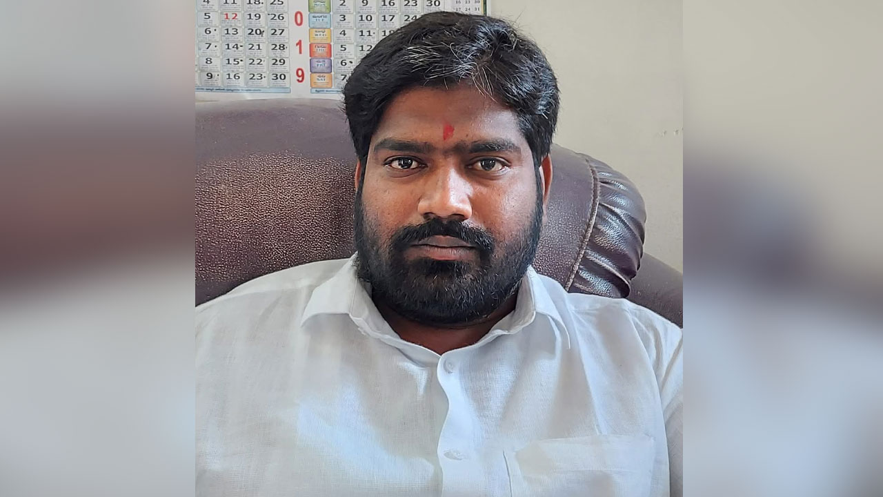 ప్రాథమిక వ్యవసాయ సహకార సంఘంలో గన్ని బ్యాగుల అవకతవకలు