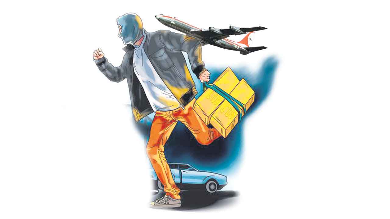 గల్ఫ్‌ నుంచి గోల్డ్‌ స్మగ్లింగ్‌?