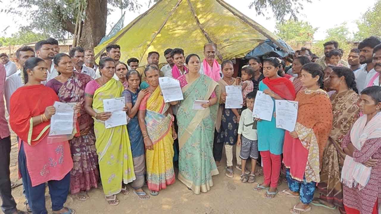 Haripriya Naik | ఇది చేతల సర్కార్ కాదు, మాటల సర్కార్.. కాంగ్రెస్పై హరిప్రియ నాయక్ ఫైర్