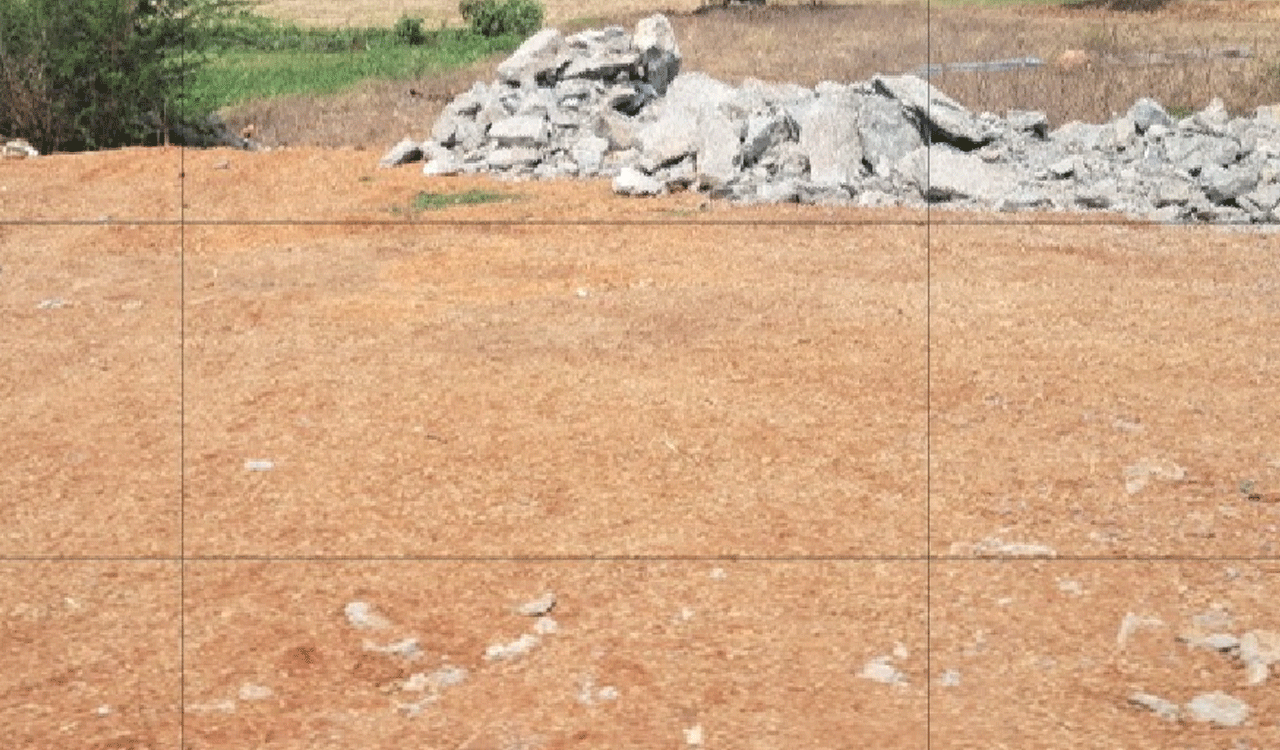 Indiramma illu | ముగ్గు పోయలే.. పునాదులు తవ్వలే..|