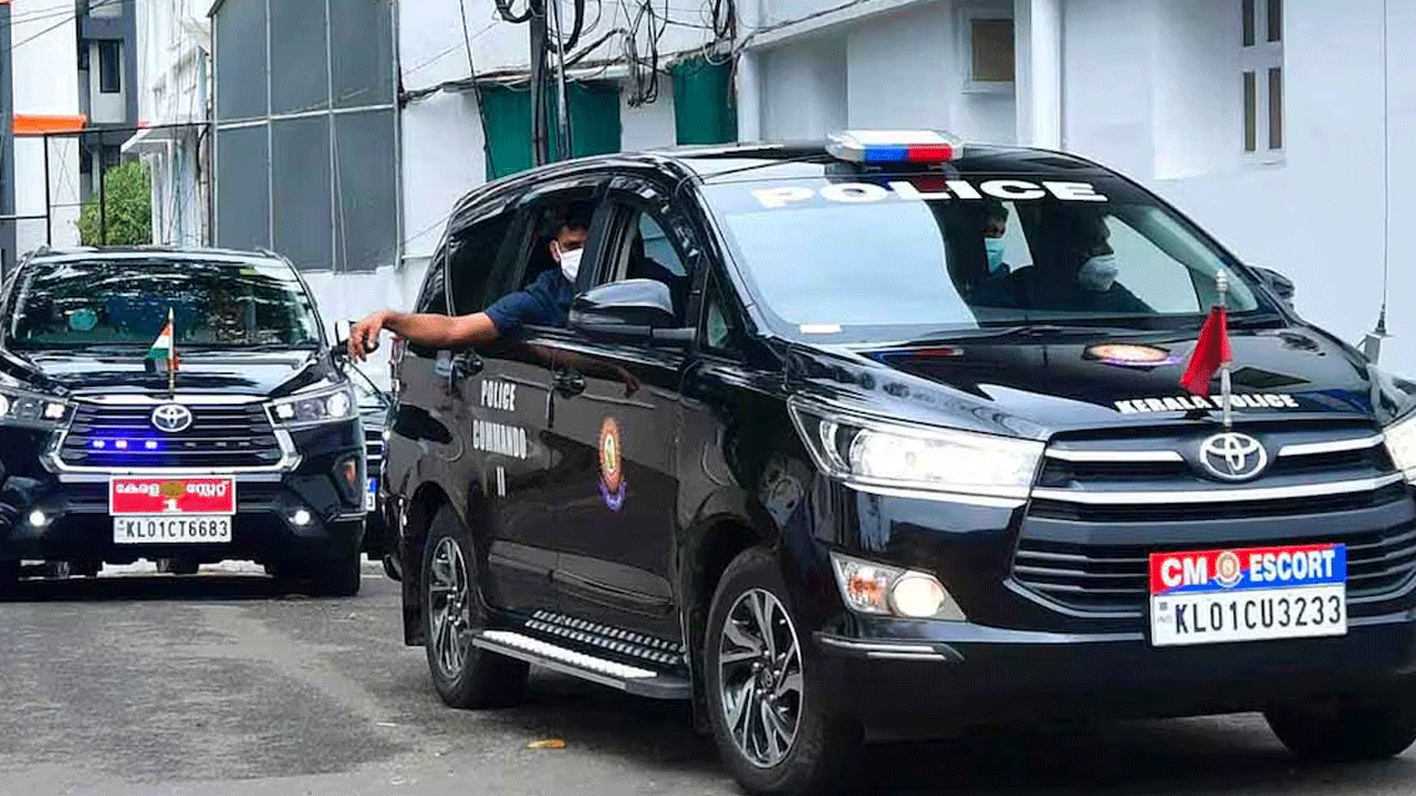 Innova Crysta: మంత్రుల‌కు ఇన్నోవా క్రిస్టా కారే ఫెవ‌రేట్..  రూ.2.71 కోట్లు పెట్టి 8 కార్లు కొన్న రాష్ట్ర ప్ర‌భుత్వం