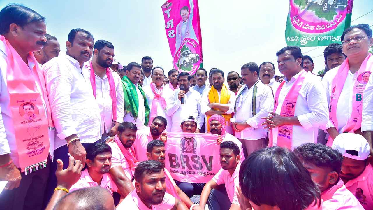 మత్స్యగిరి నుంచి యాదగిరిగుట్టకు మహా పాదయాత్ర