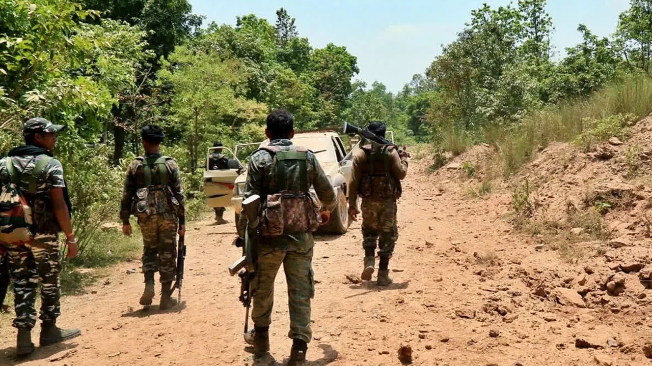 Maoists | జార్ఖండ్‌లో ఎన్‌కౌంటర్‌.. 8 మంది మావోయిస్టులు మృతి
