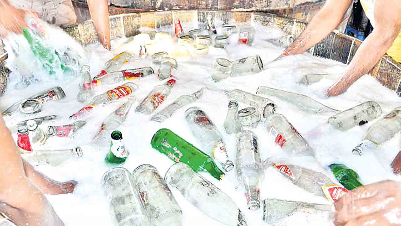 జోరుగా కల్తి కల్లు దందా !