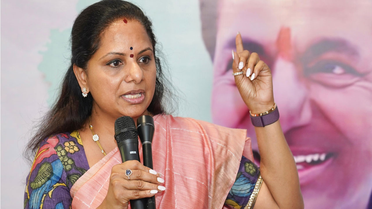 రాష్ట్రంలో ఉన్నది అంబేద్కర్‌ రాజ్యాంగమా? రేవంత్‌ రాజ్యాంగమా? దళితుల మీద దాడిపై ఎమ్మెల్సీ కవిత ధ్వజం