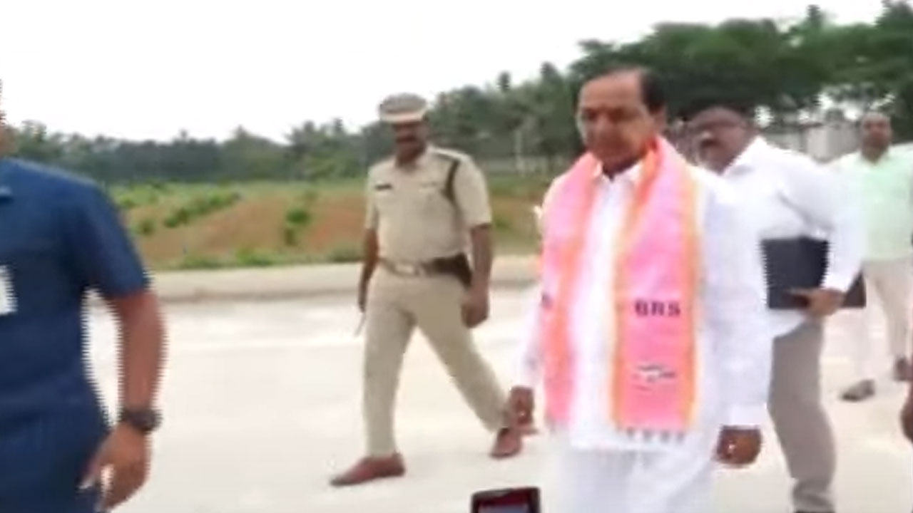 KCR | ఎల్క‌తుర్తి స‌భ‌కు బ‌య‌ల్దేరిన గులాబీ బాస్ కేసీఆర్